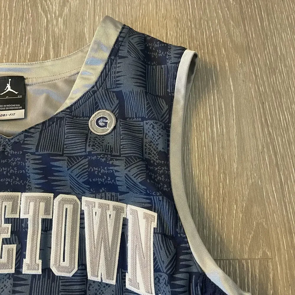 Georgetown Hoyas Jersey Mens Small NCAA Basketball Jordan Dri-Fit Stitched